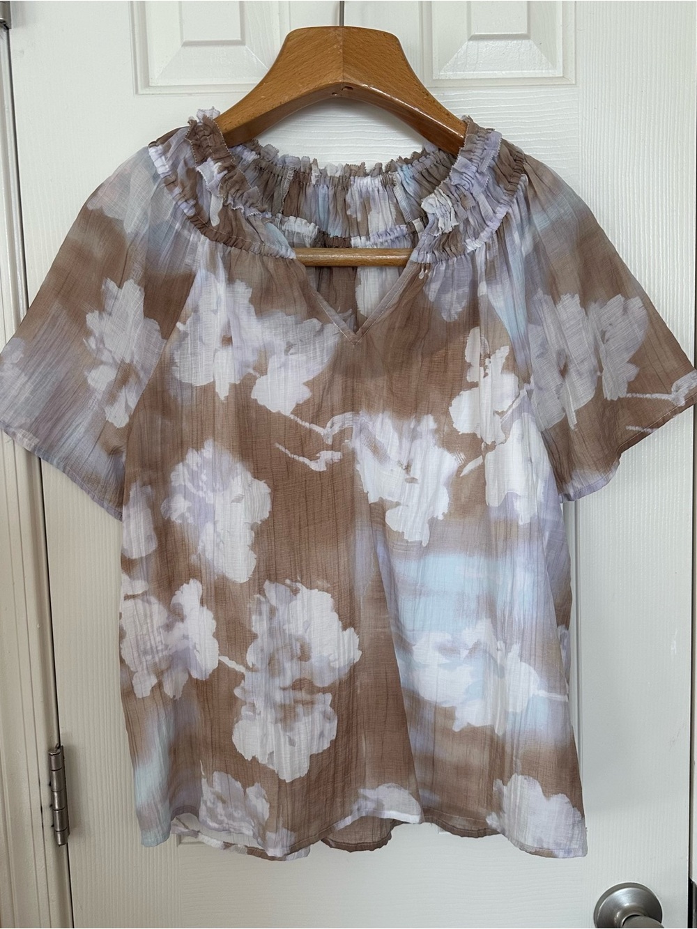 Women’s Floral Smocked Neck Blouse - Brown & White